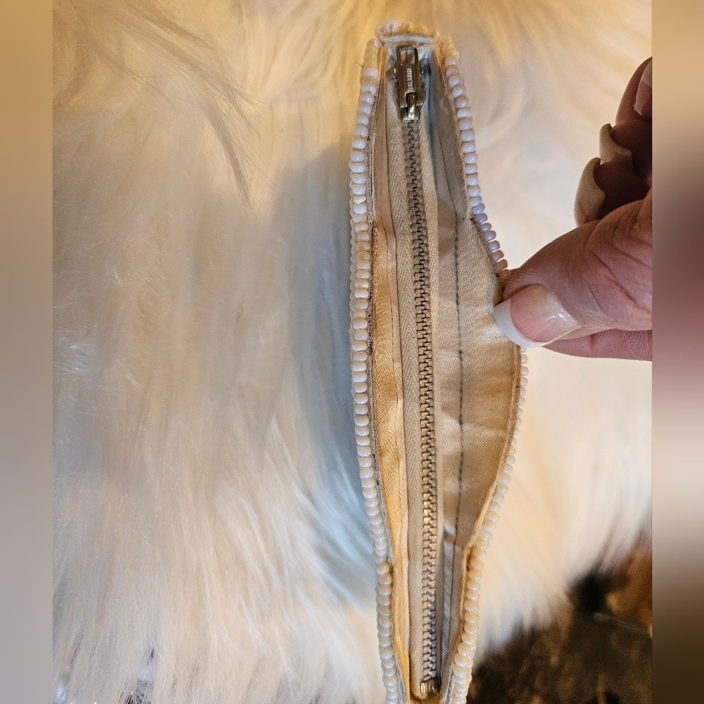 Bags By Debbie Vintage Handmade Beaded White Clutch - Picture 5 of 9